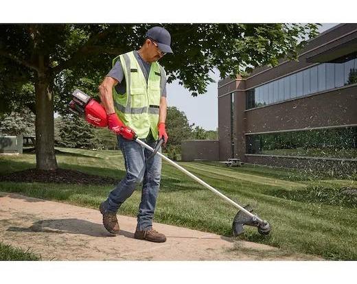 Milwaukee выпустила триммер Milwaukee M18 FUEL™ 17
